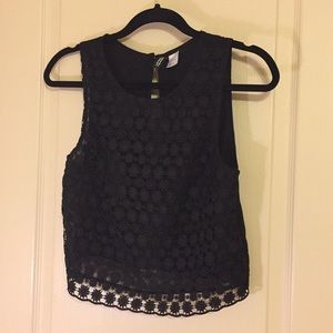 ‼️DONATING IN 24H‼️ H&M Crochet Tank